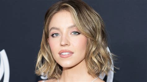 sydney sweeneys boobs|Why Is the Discourse Around Sydney Sweeney’s Breasts So。